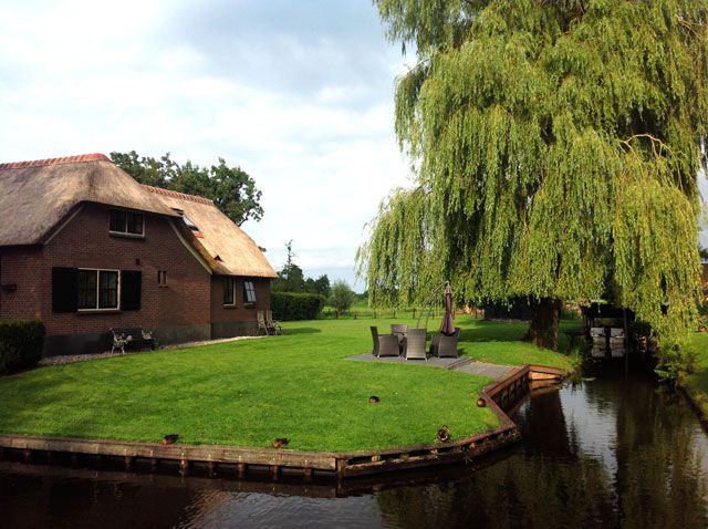Jardines de ensueño en Giethoorn Jardines de ensueño en Giethoorn