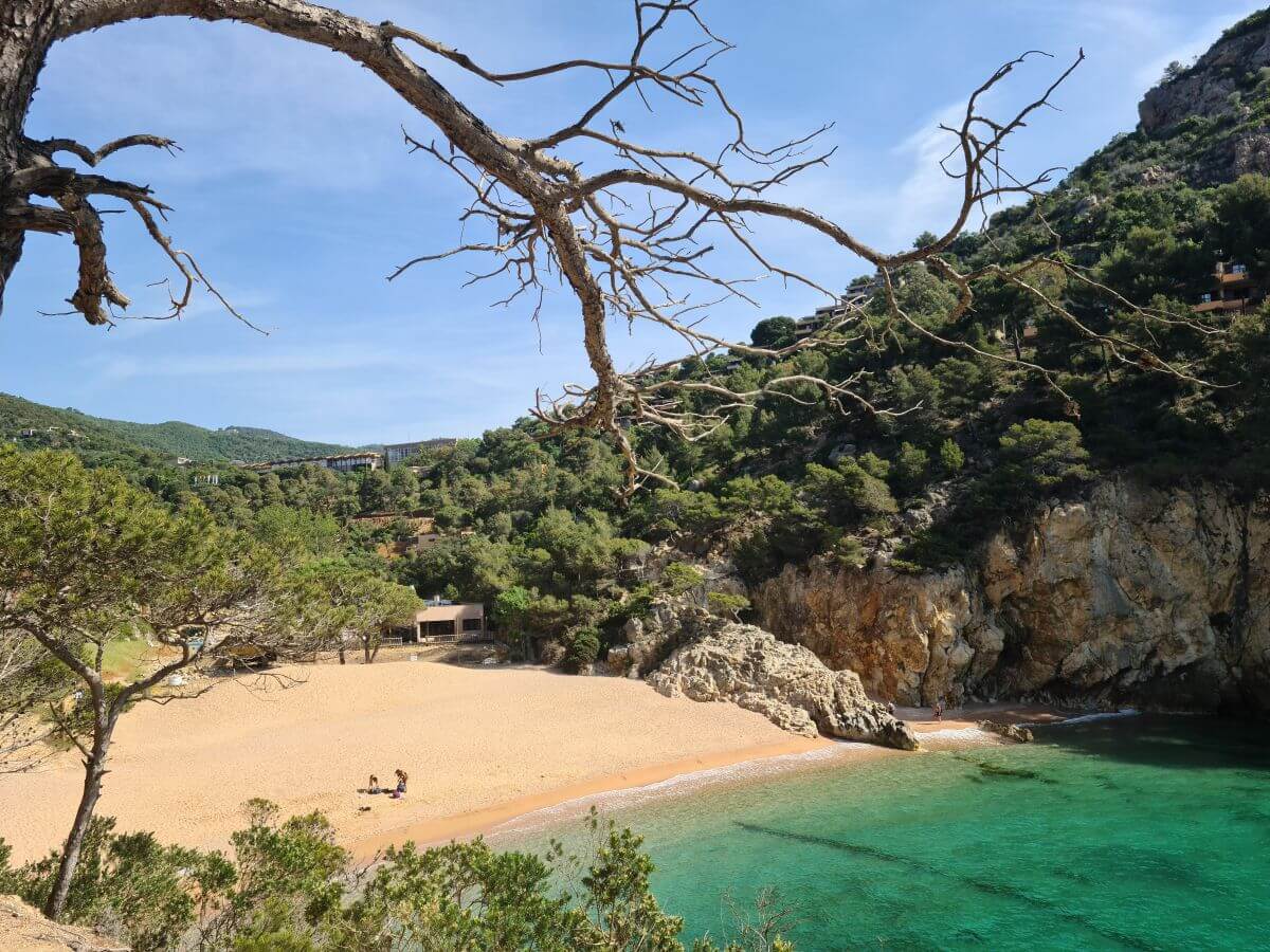 Cala Pola Vacacionesporeuropa Cala Pola Vacacionesporeuropa