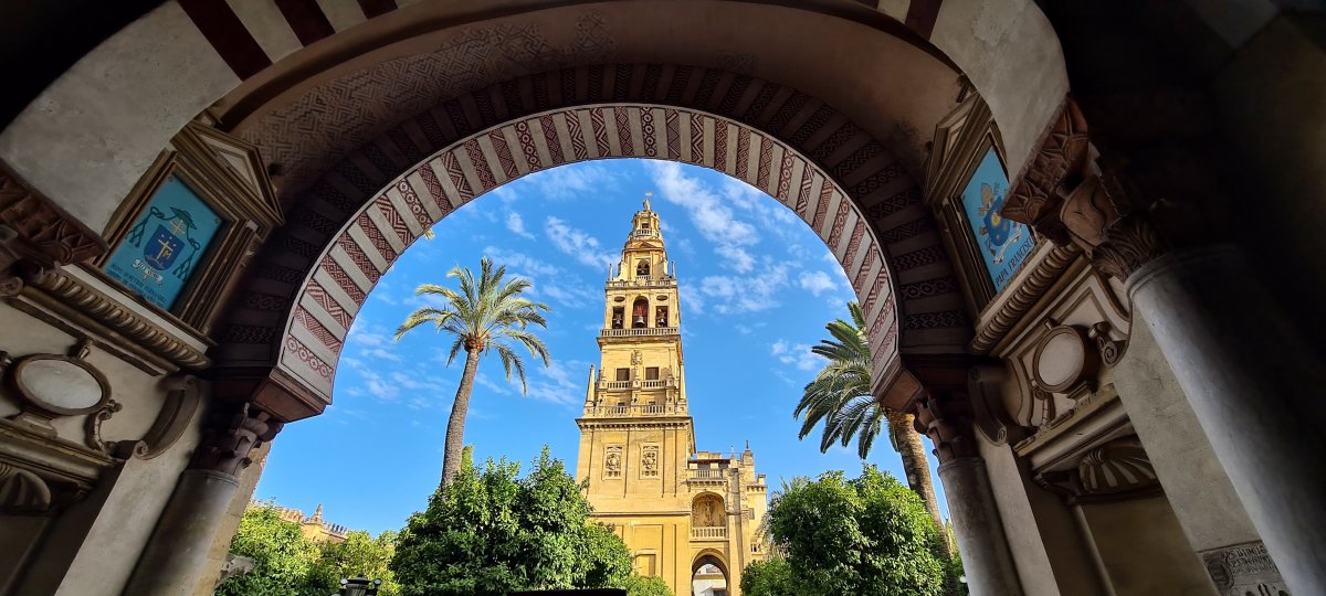 La Torre del Alminar desde la mezquita La Torre del Alminar desde la mezquita