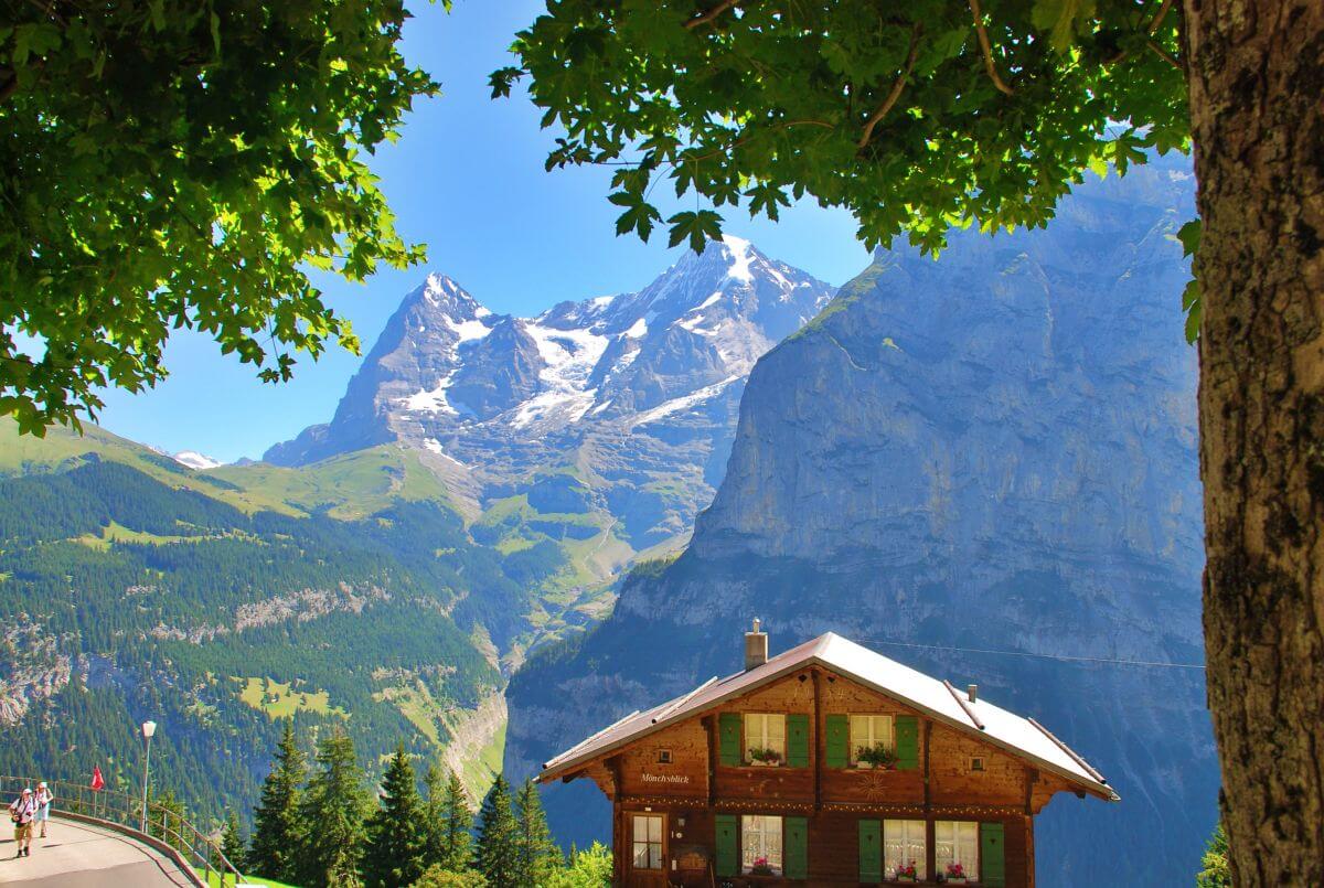 Deliciosas vistas desde Mürren Deliciosas vistas desde Mürren