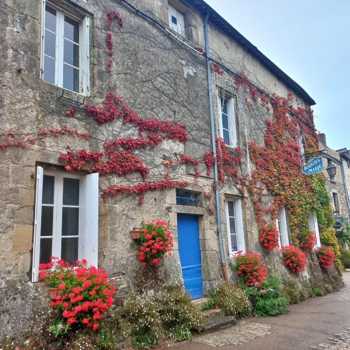 Casas de piedra de Rochefort-en-Terre Casas de piedra de Rochefort-en-Terre