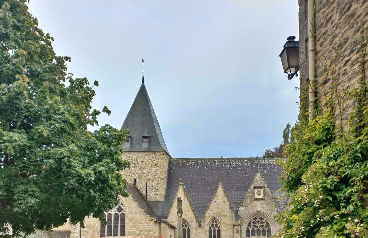 Iglesia de Nuestra Señora de la Tronchaye Iglesia de Nuestra Señora de la Tronchaye
