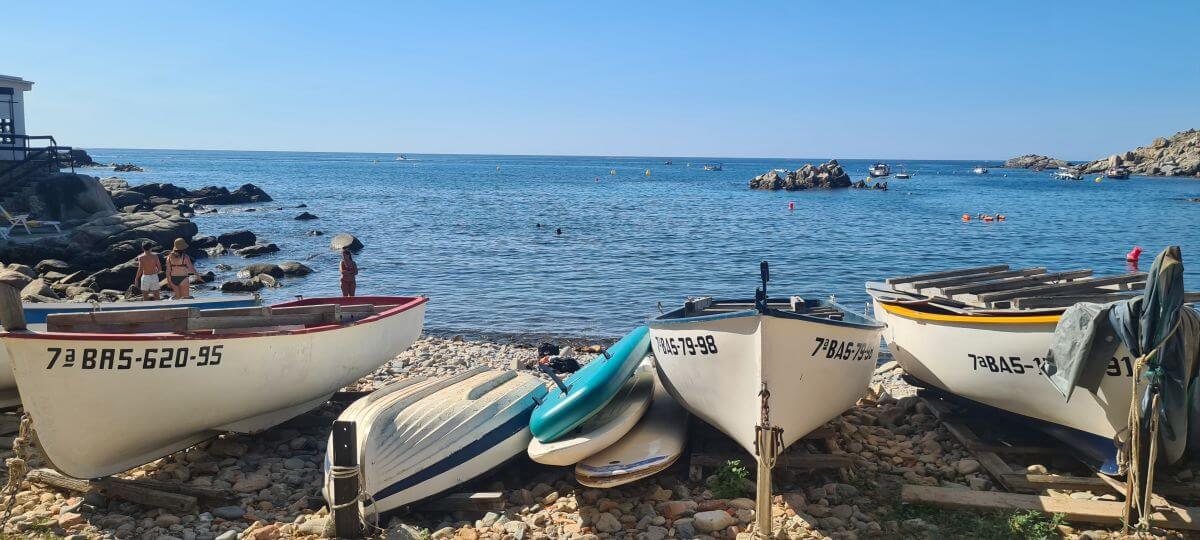 Barcas en Cala S'Alguer Barcas en Cala S'Alguer
