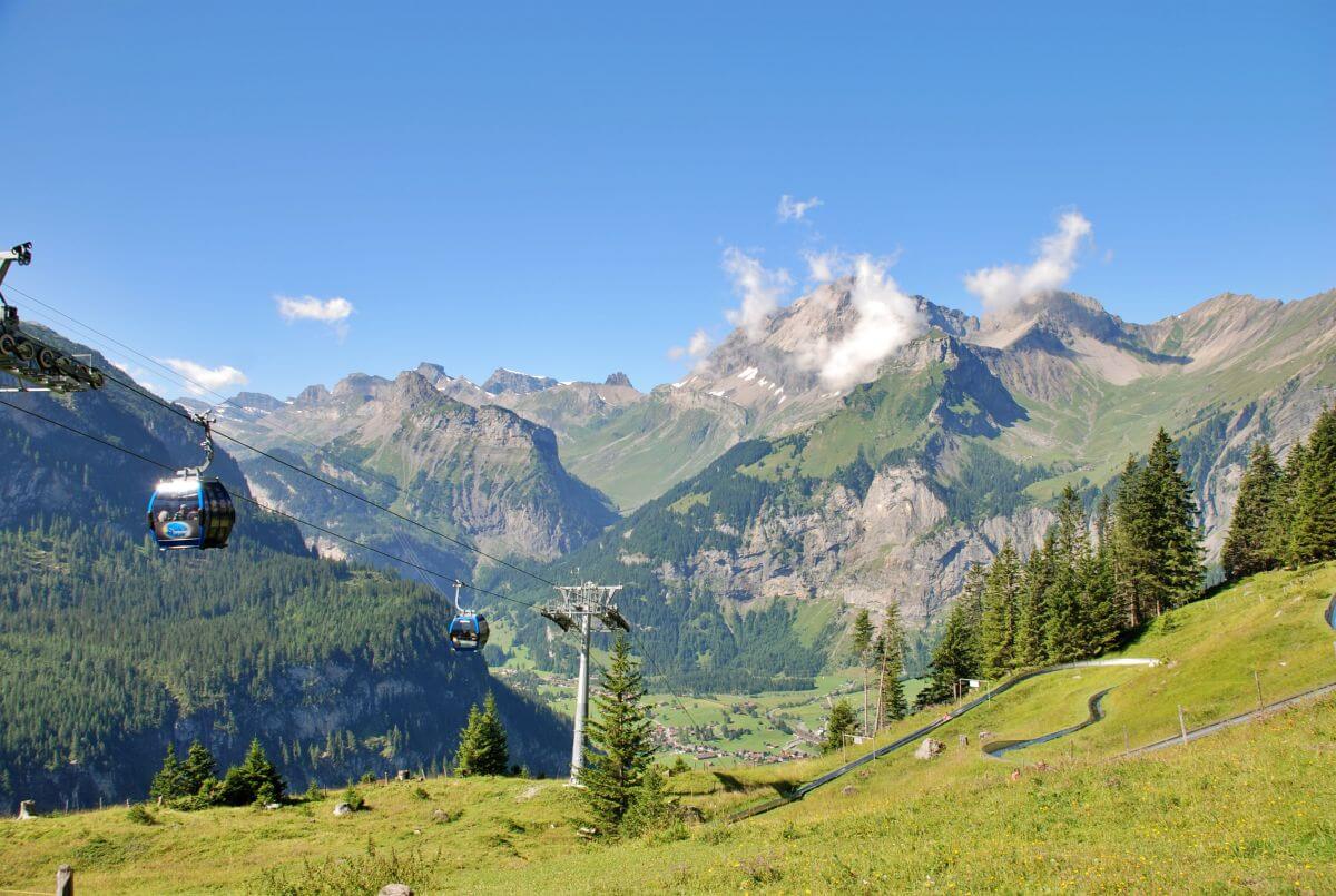 Teleférico de Oeschinensee Teleférico de Oeschinensee