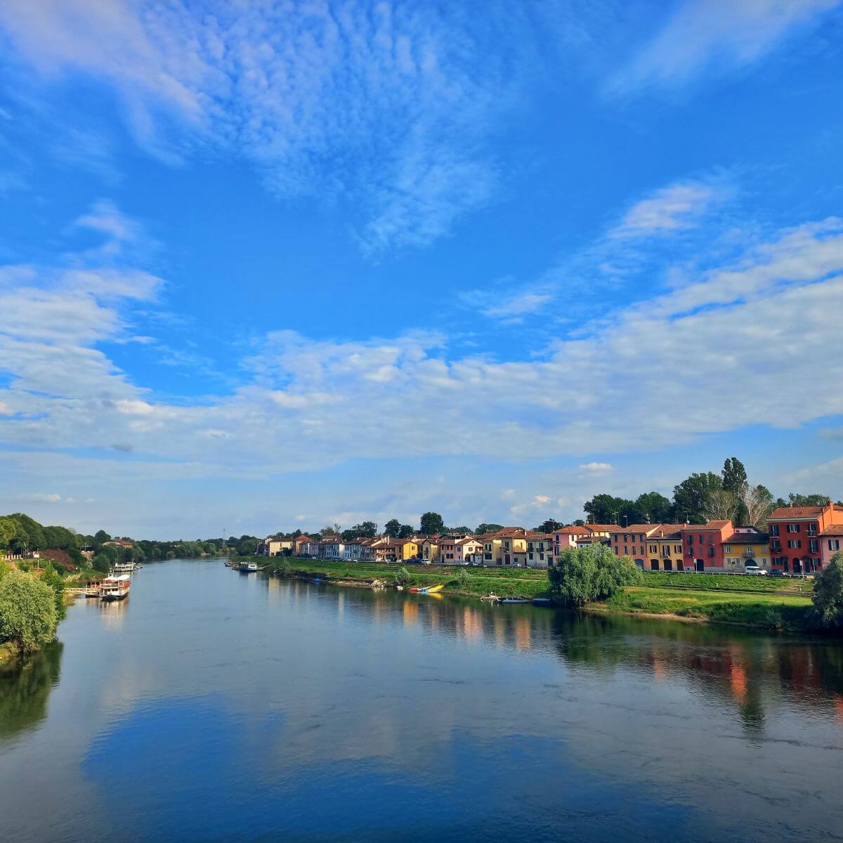 Río y Borgo Ticino en Pavía Río y Borgo Ticino en Pavía