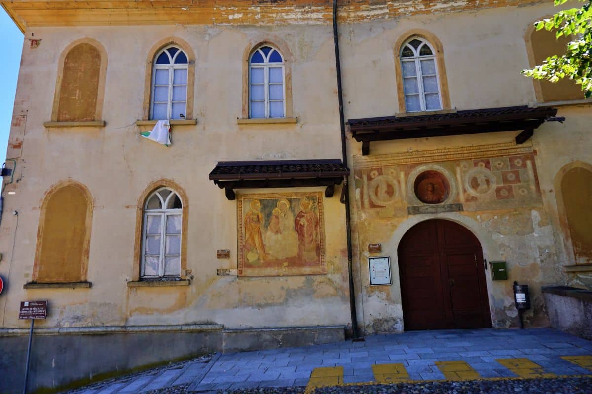 Escuela de Canto y Gramática Escuela de Canto y Gramática