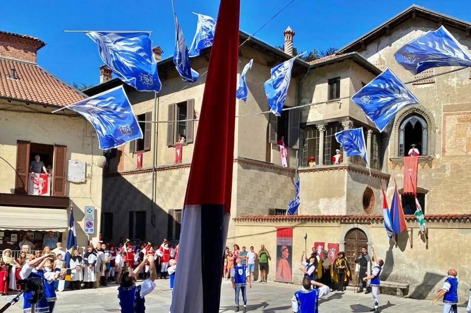 Palazzo Branda. Palio del Castelli