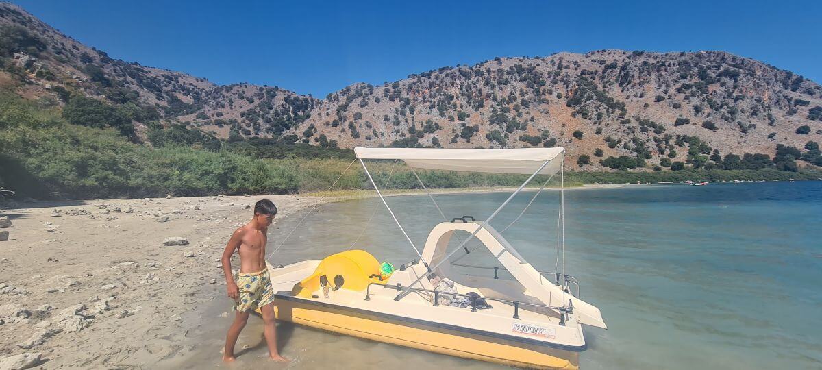 Expedición a la otra orilla del lago Expedición a la otra orilla del lago