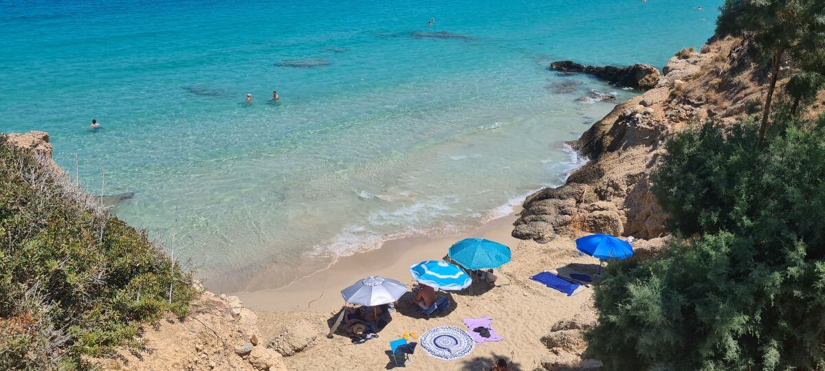 Pequeñas calas de Voulisma Pequeñas calas de Voulisma