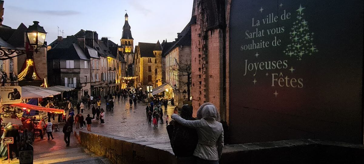 Sarlat la Caneda navideña y medieval Sarlat la Caneda navideña y medieval