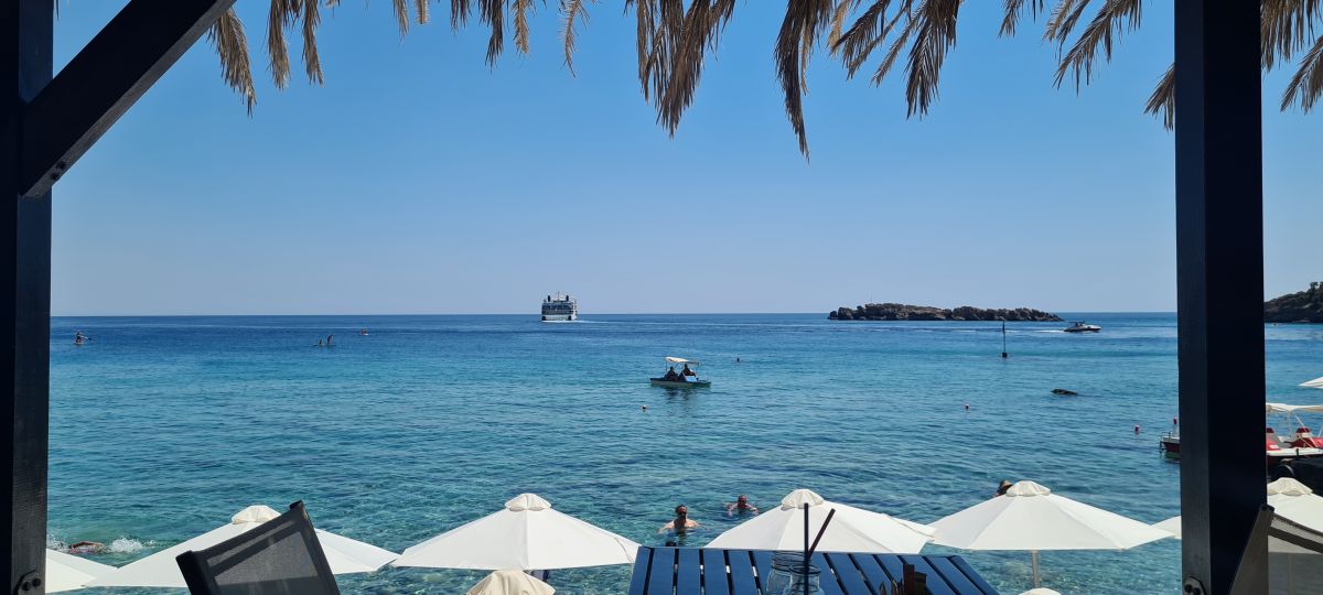 Loutró paradisiaca Loutró paradisiaca