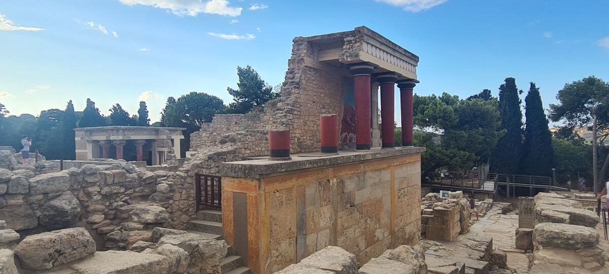 Propileo del palacio de Knossos Propileo del palacio de Knossos