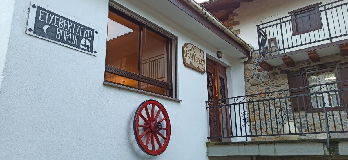 Un gran restaurante para comer después de la visita Un gran restaurante para comer después de la visita