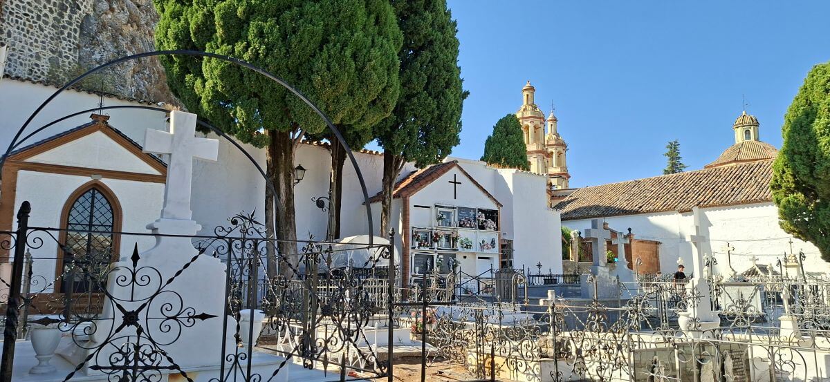 Cementerio de Olvera Cementerio de Olvera