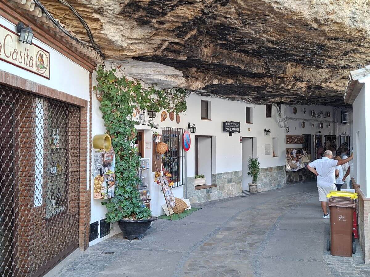 Calle Cuevas de la Sombra Calle Cuevas de la Sombra