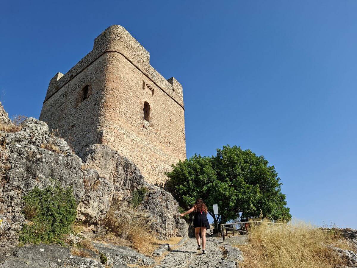Castillo de Zahara de la Sierra Castillo de Zahara de la Sierra