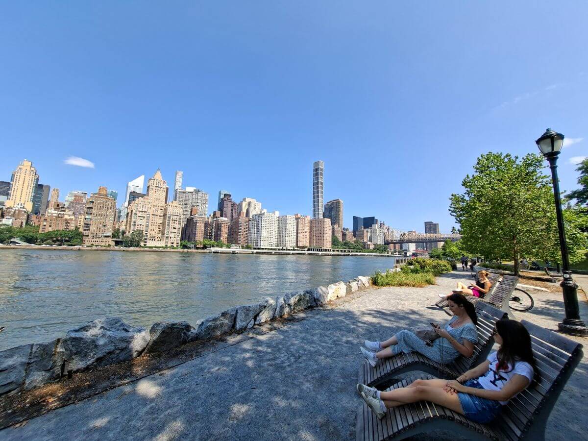 Descansando con grandes vistas de Nueva York Descansando con grandes vistas de Nueva York