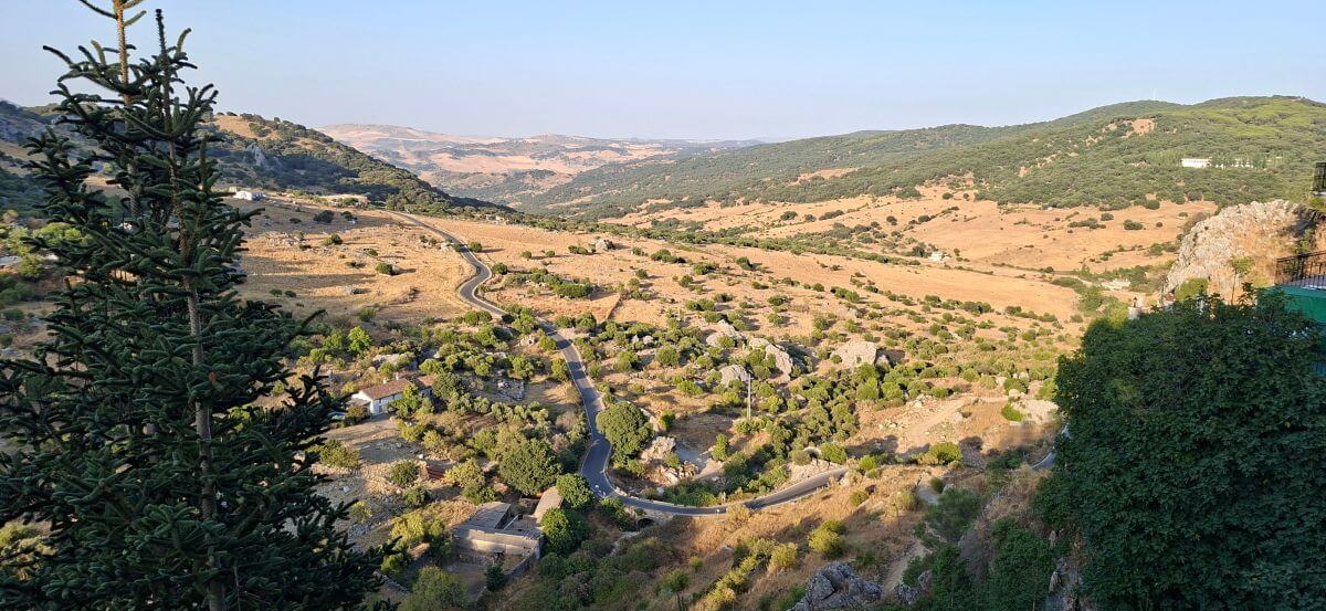 Panorámica de la Sierra de Grazalema Vistas de la Sierra de Grazalema