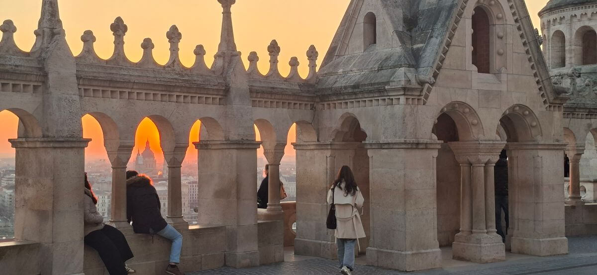Inolvidable amanecer en el Bastión de los Pescadores