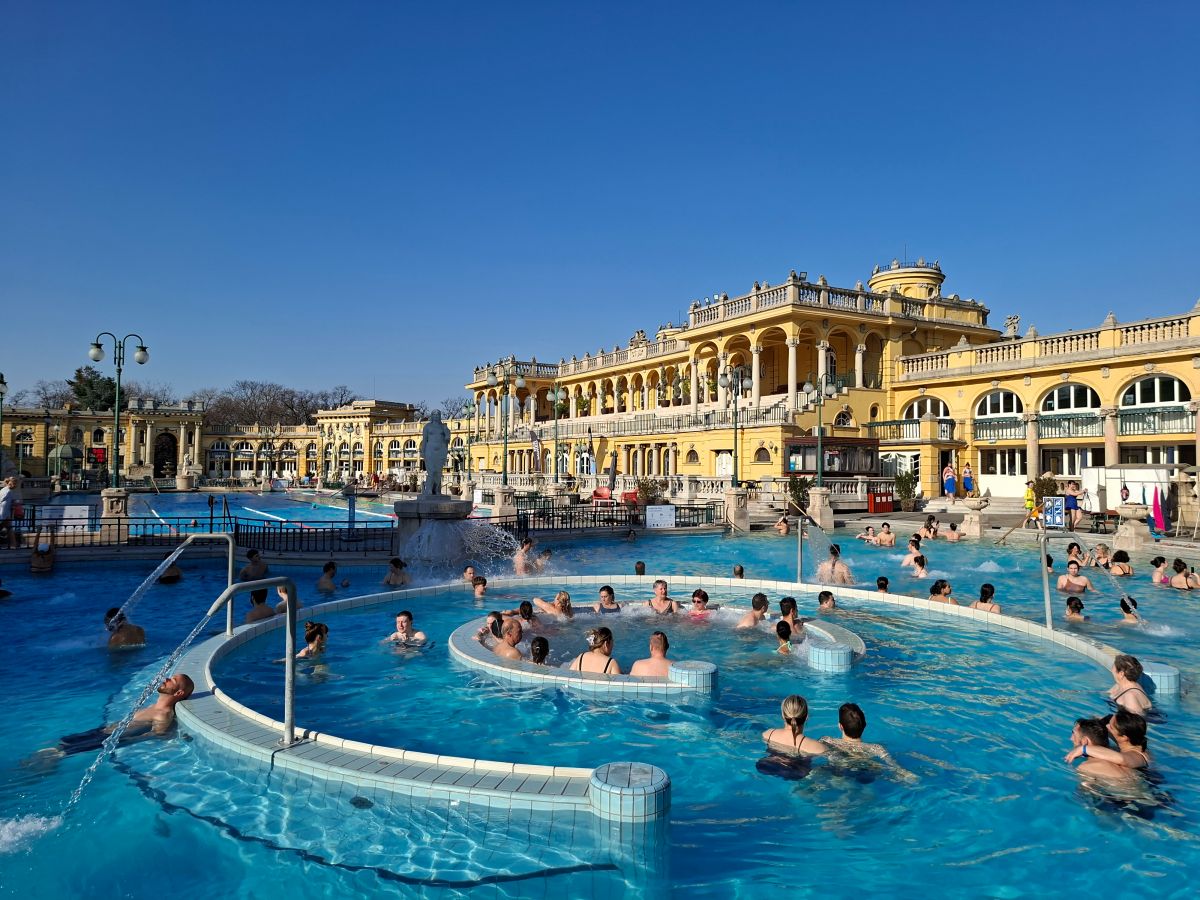 Las termas Széchenyi, un imprescindible que ver en Budapest en 3 días