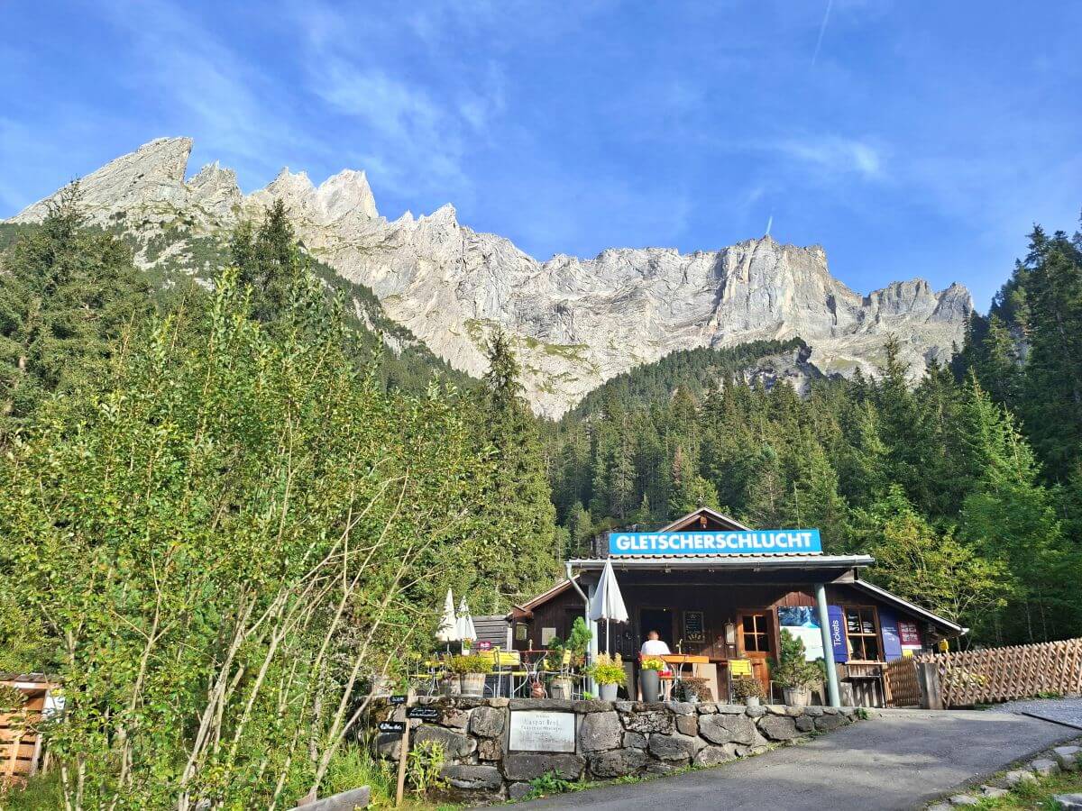Entrada al Glaciar de Rosenlaui
