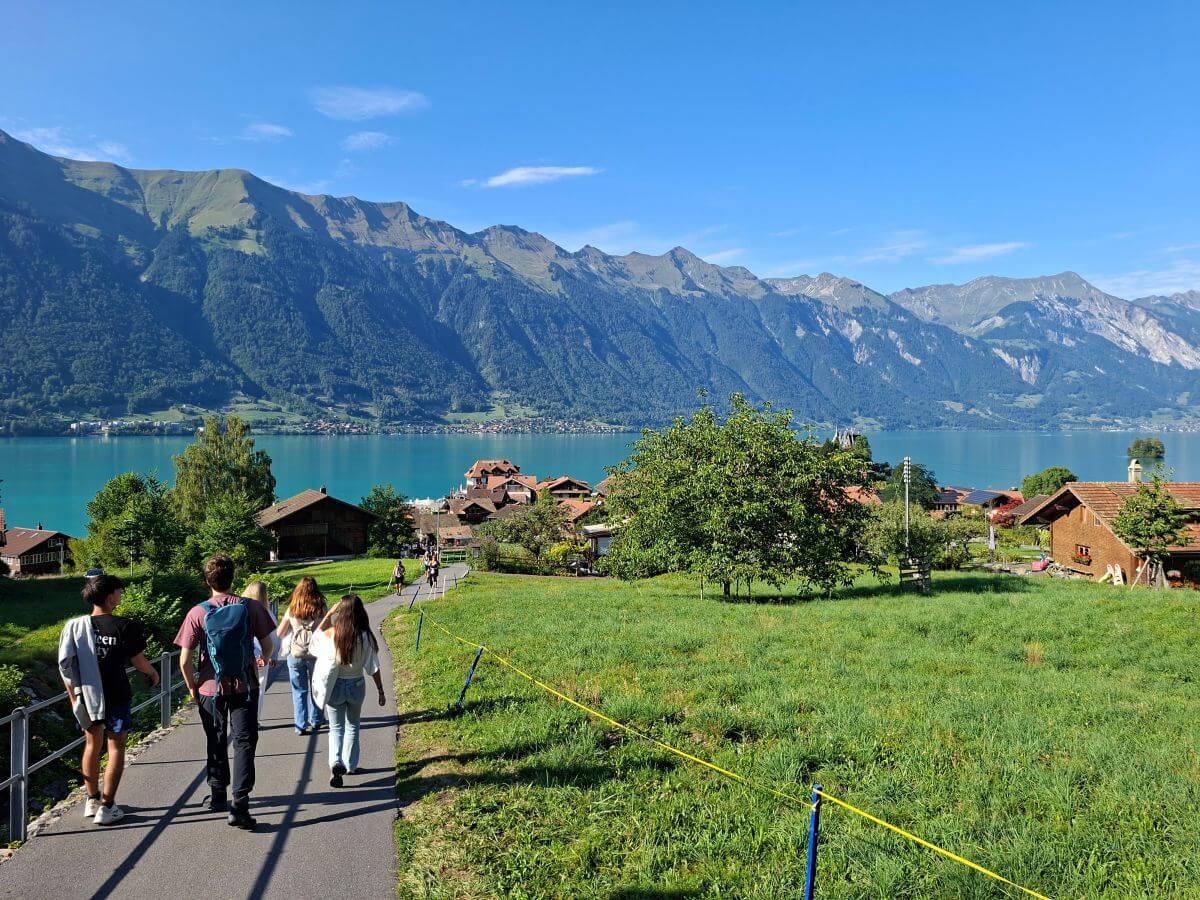 Entrando a Iseltwald (Lago de Brienz)